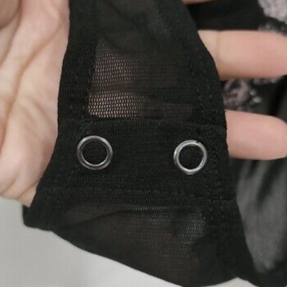 Express Black/Pink Floral Embroidered Bodysuit Size M - Picture 6 of 8